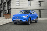 MG-ZS-EV-front-dynamic-driving-02_presskit.jpg
